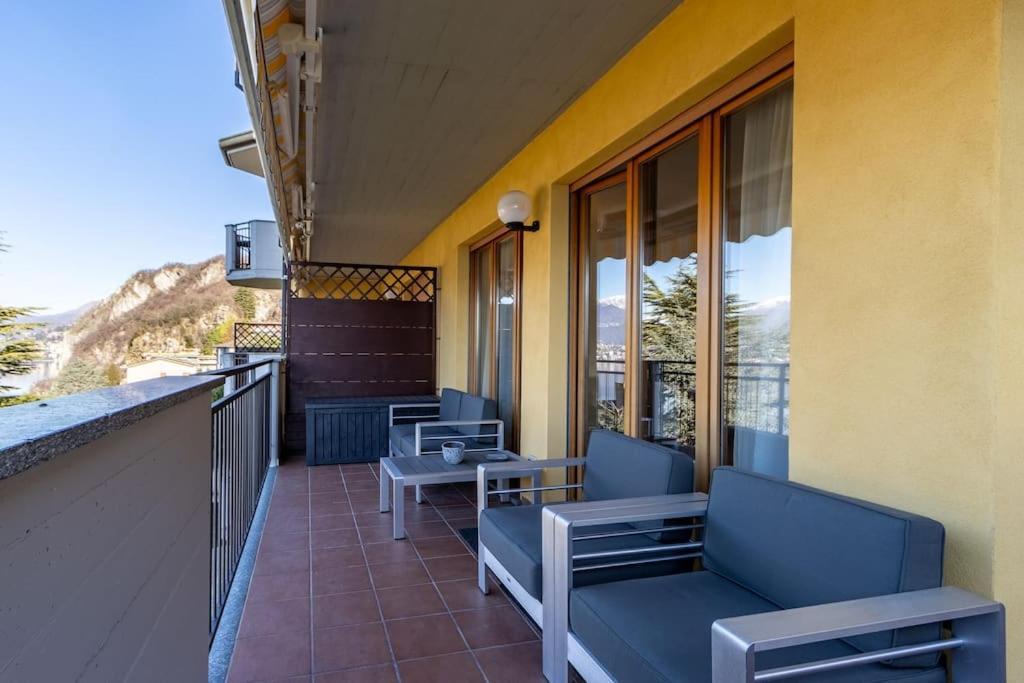 Wraparound Lake Views Bellavista Residence Campione d'Italia Exterior photo